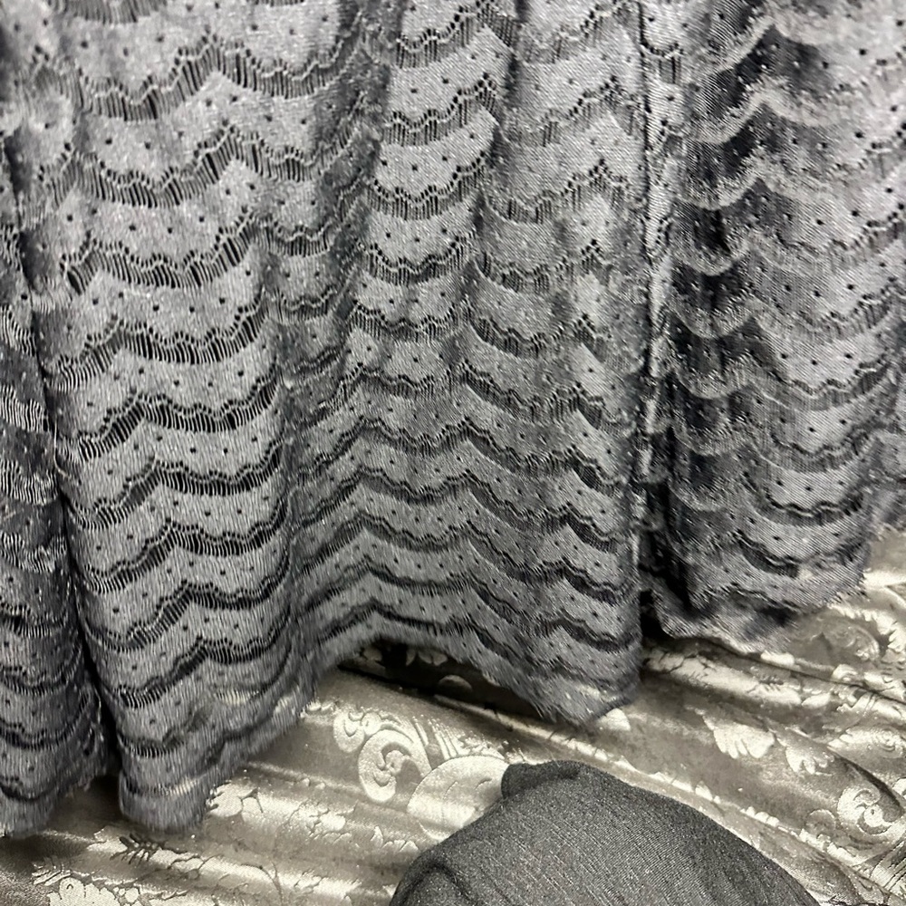 Apt 9 size 12 skirt black